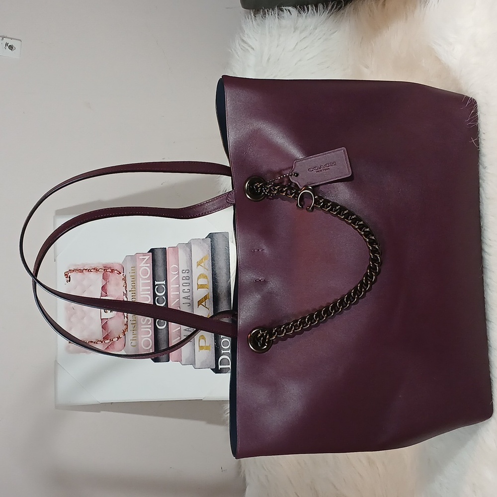 Coach Signature Chain Central Boysenberry/ Dark purple  Tote - Picture 2 of 9